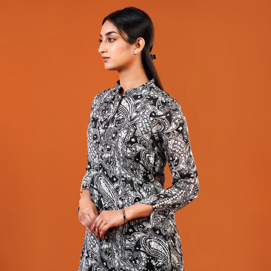 Royal Kurti (Black & Off-White Print)
