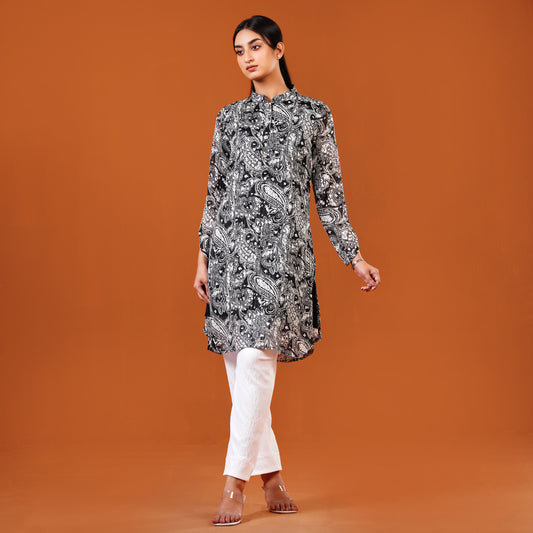 Royal Kurti (Black & Off-White Print)