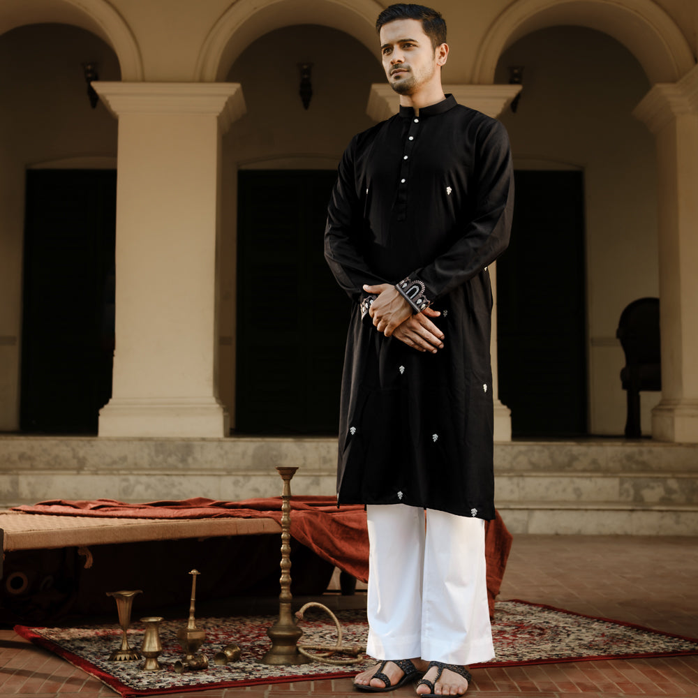 YAMAAN Supreme Panjabi Black