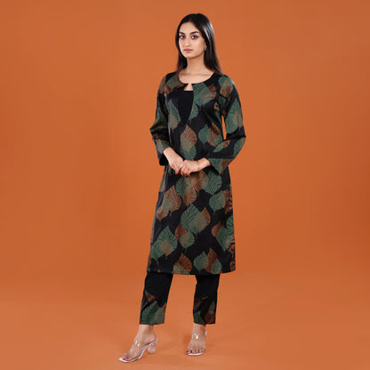 Woman wearing a patterned outfit on an orange background